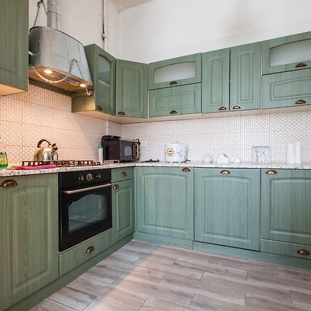 Sweet Home At Rustaveli Avenue Tbilisi Room photo