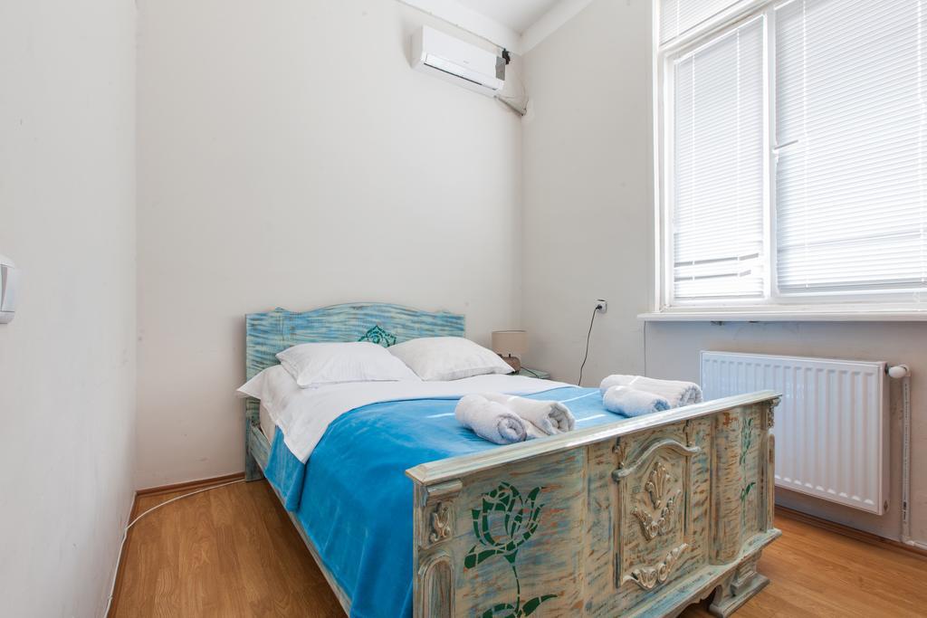 Sweet Home At Rustaveli Avenue Tbilisi Room photo